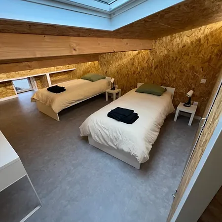 Maison Des Volcans - 3 Doubles - Avec Terrasse Et Wifi - 8 Couchages Holiday home *